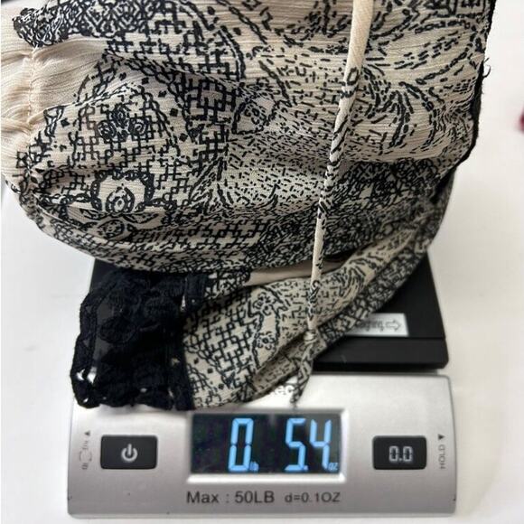 Black Rainn 2X Boho Chic Blouse With Lace Trim & Floral Print - Picture 8 of 8